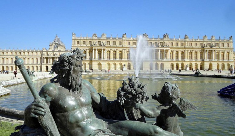 SCHLOSS VERSAILLES Reiseführer Paris & Umgebung Stand 2018